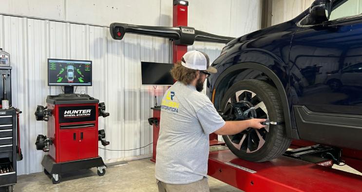 Why Wheel Alignment Matters After Temperature Fluctuations: A Spring Guide for Indiana Drivers